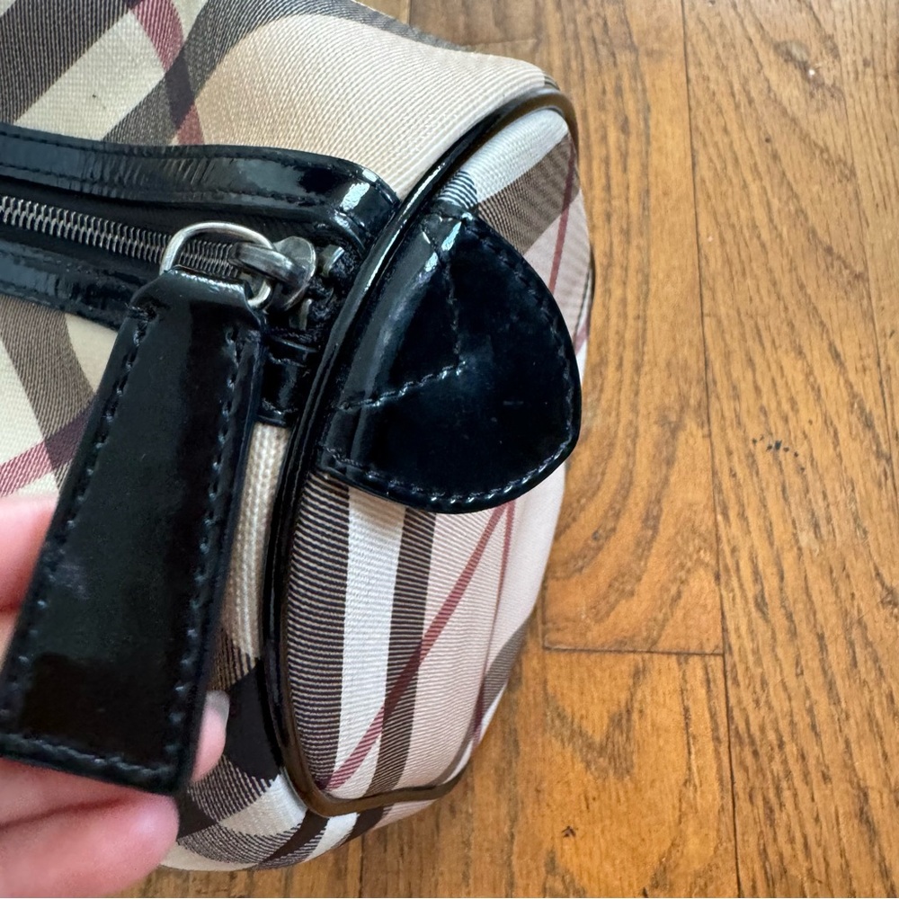 BURBERRY Supernova Check Patent Small Chester Bowling Bag Black - Picture 11 of 15